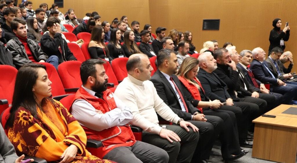 DPÜ’de Kök Hücre ve Kan Bağışı Kampanyası Düzenlendi